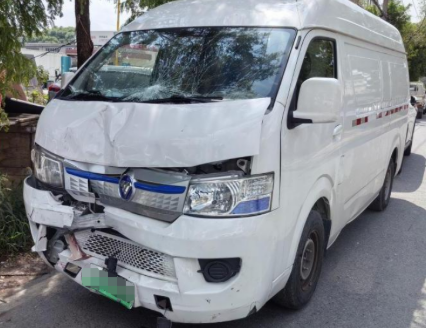 右转肇事 精准减损65%